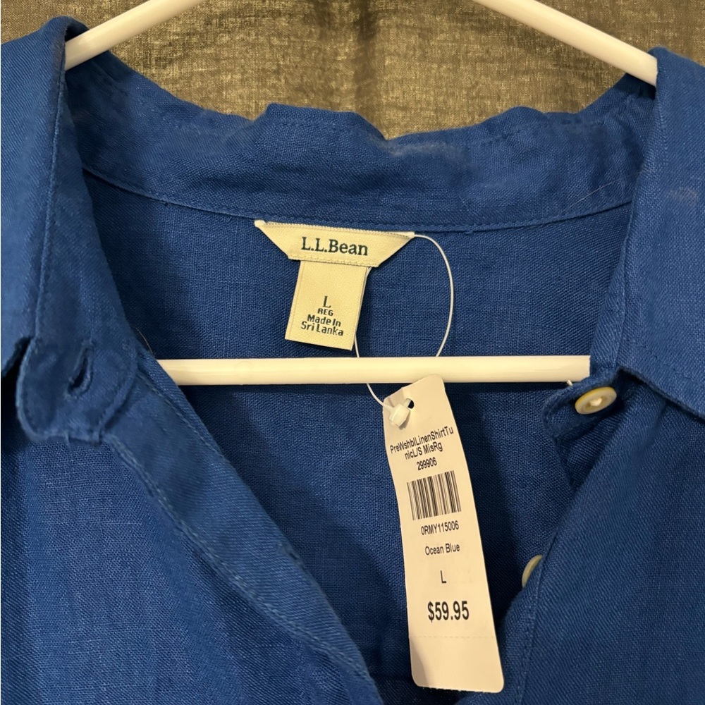 LL Bean women’s linen NWT size large long sleeve button up shirt